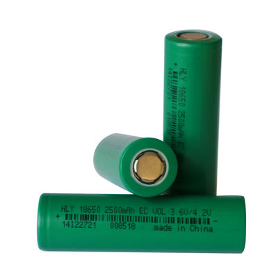 밝은 섬광을 위한 높은 비율 3C 재충전이 가능한 3.7v 18650 배터리 2500 mah