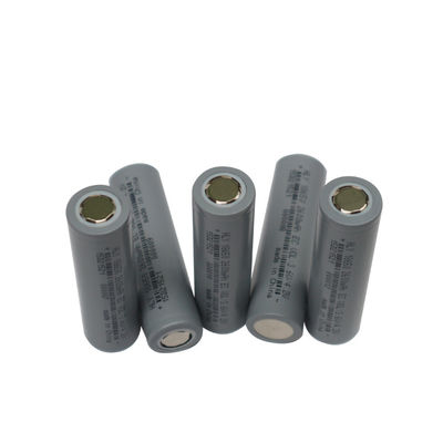원통 18650 3.6 Ｖ 2600 mah 리튬 배터리 재충전이 가능한 높은 것 안전성